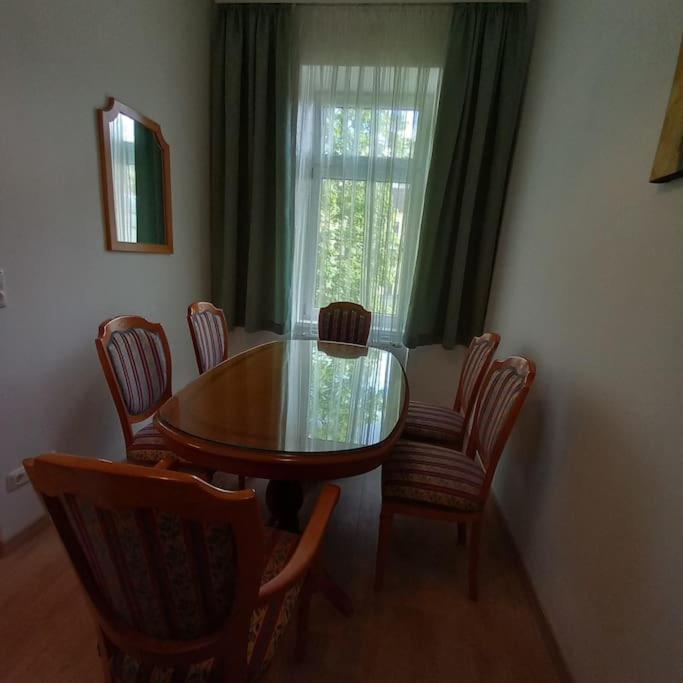 Altbauwohnung Neu Saniert - Fuer Familien Geeignet فيينا المظهر الخارجي الصورة